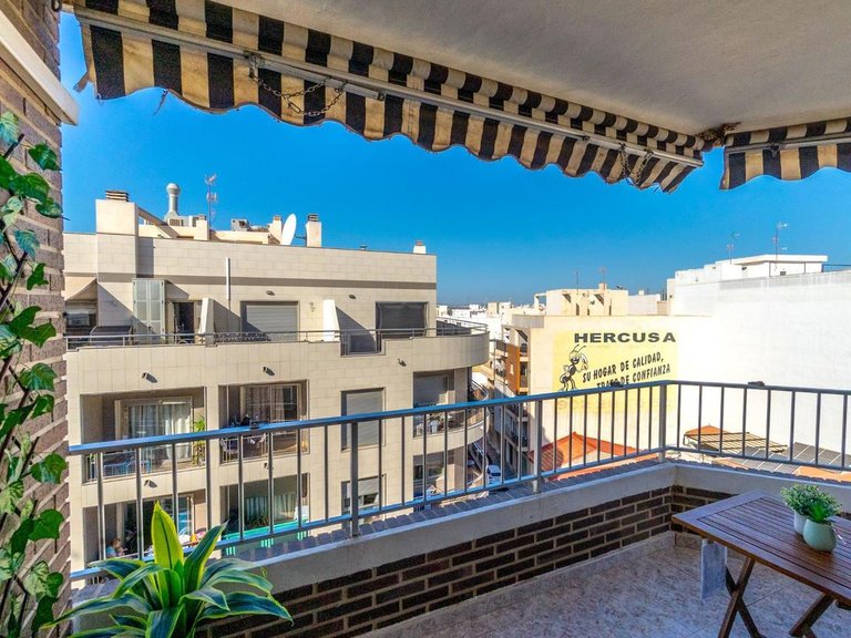 Apartment for Sale in Torrevieja, Alicante 14
