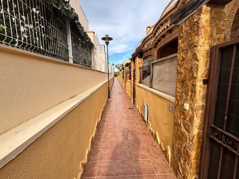 Town House for Sale in Guardamar Del Segura, Alicante 23