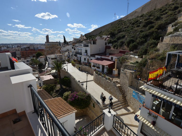 Town House for Sale in Alicante, Alicante 24
