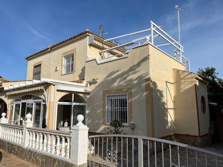 Town House for Sale in Playa Flamenca, Alicante 1