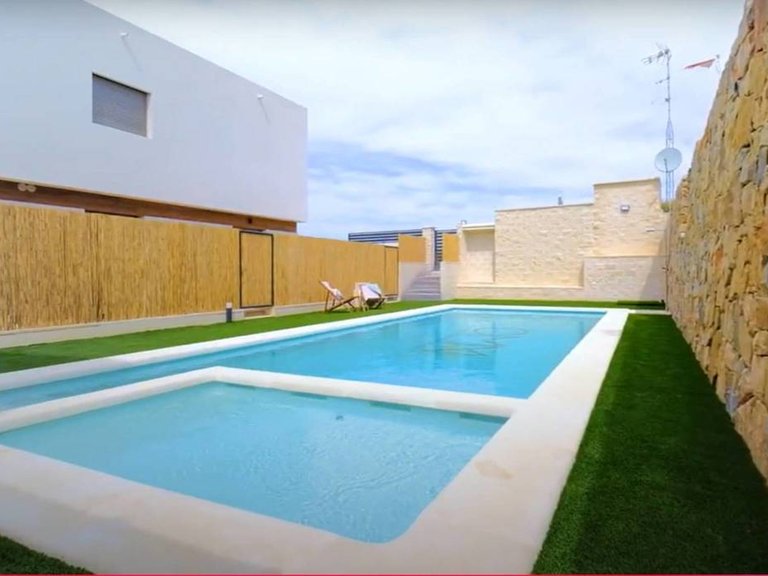 Town House for Sale in Orihuela Costa, Alicante 10