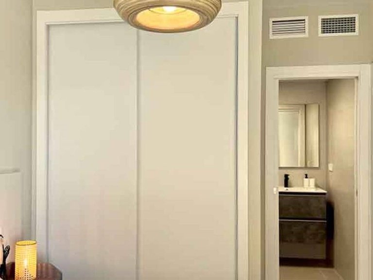 Apartment for Sale in Malaga, Malaga 3