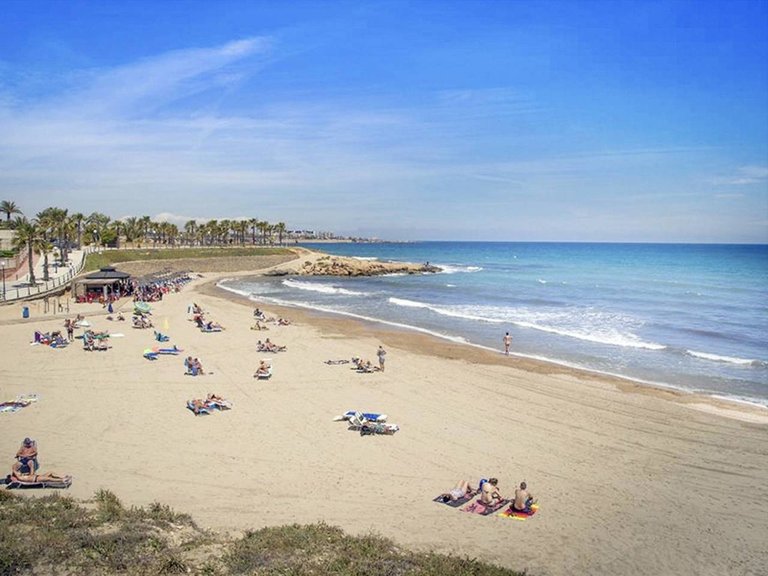 Villa for Sale in Torrevieja, Alicante 22