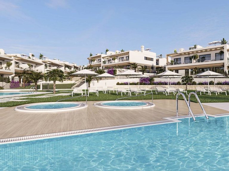Villa for Sale in Torrevieja, Alicante 3