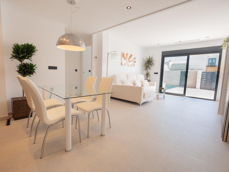 Villa for Sale in San Fulgencio, Alicante 5
