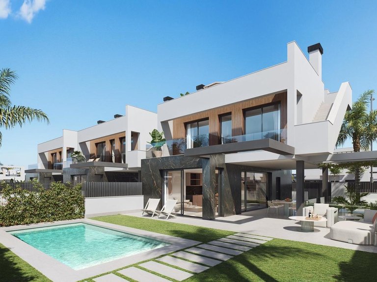 Villa for Sale in Torre Pacheco, Murcia 1