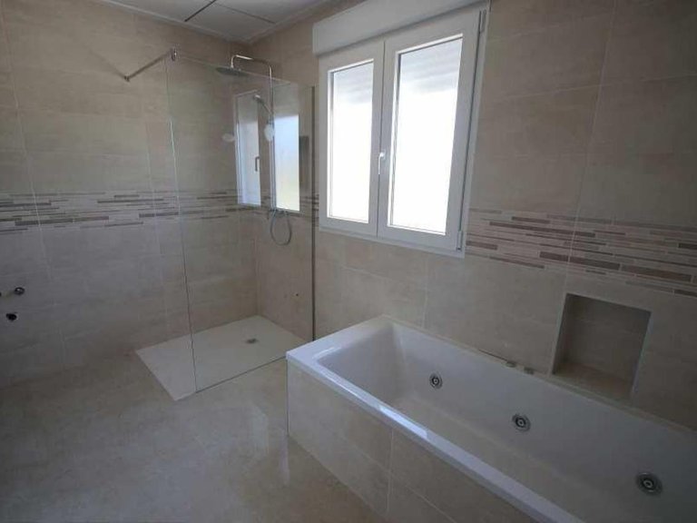Villa for Sale in Pinoso, Alicante 8