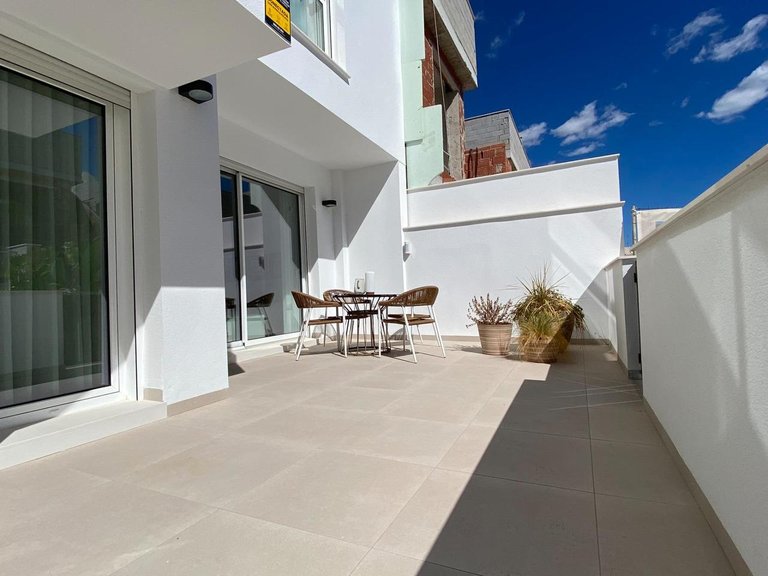 Villa for Sale in Pilar De La Horadada, Alicante 3