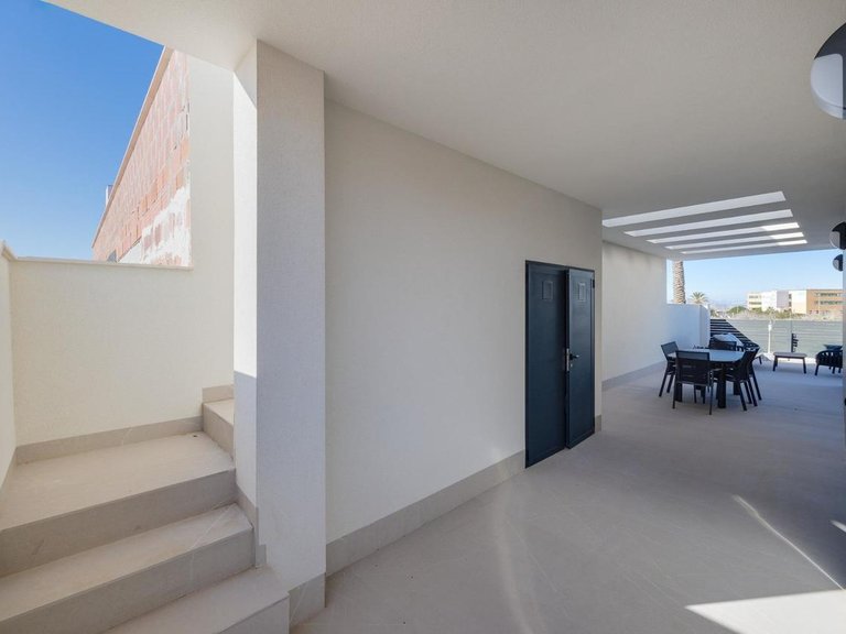 Villa for Sale in Torrevieja, Alicante 35