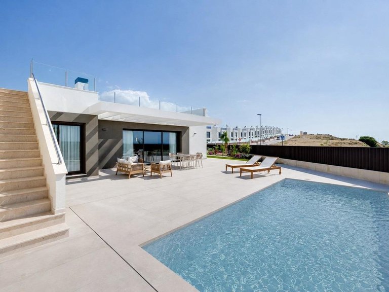 Villa for Sale in Mutxamel, Alicante 8