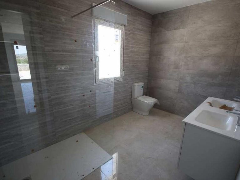 Villa for Sale in Pinoso, Alicante 9