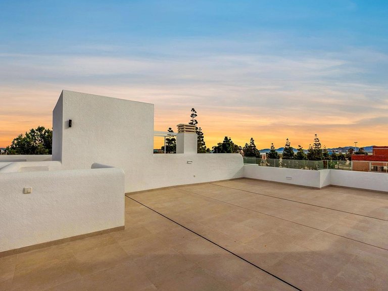 Villa for Sale in Los Alcazares, Murcia 32