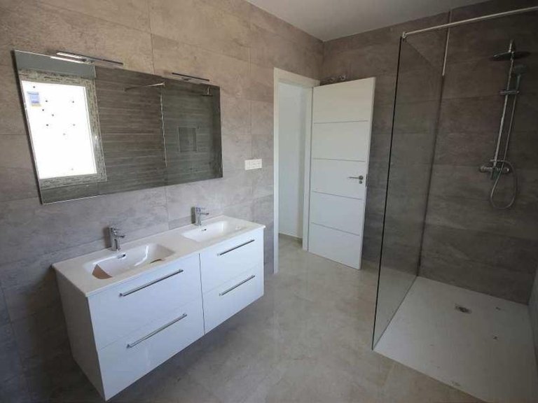 Villa for Sale in Pinoso, Alicante 10