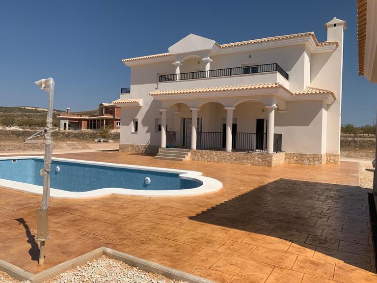 Villa for Sale in Pinoso, Alicante 45
