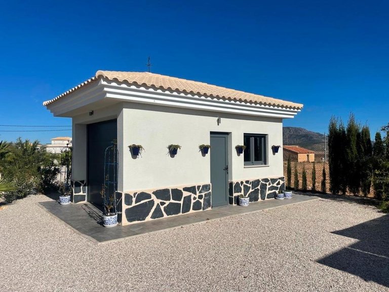 Villa for Sale in Pinoso, Alicante 17