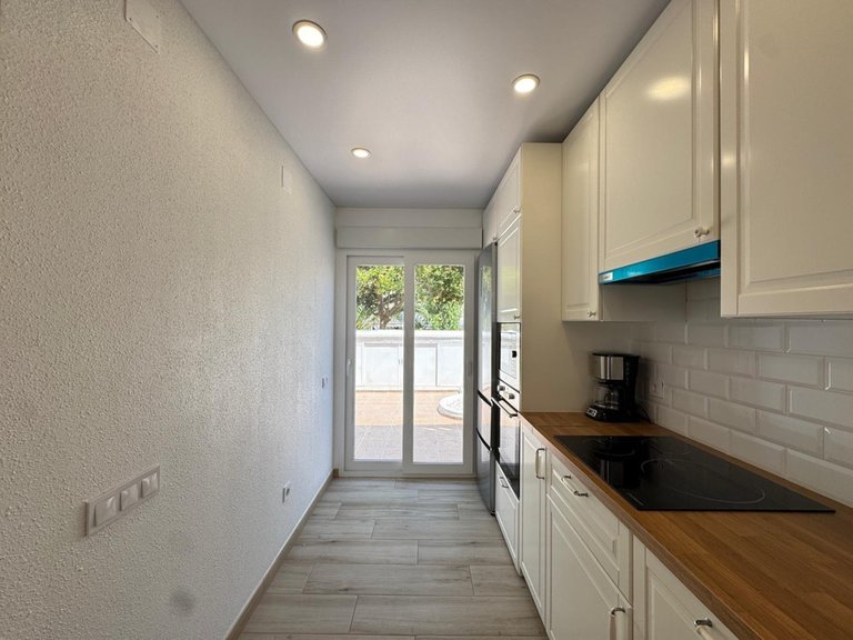 Villa for Sale in Torrevieja, Alicante 16