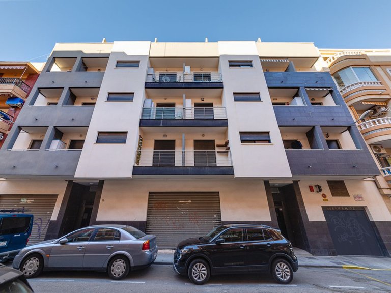 Apartment for Sale in Torrevieja, Alicante 3