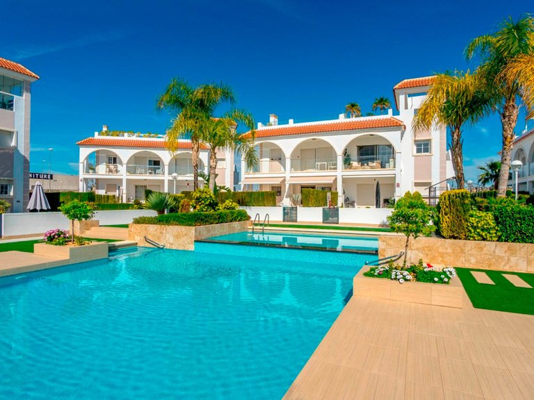 Apartment for Sale in Dona Pepa, Alicante 7