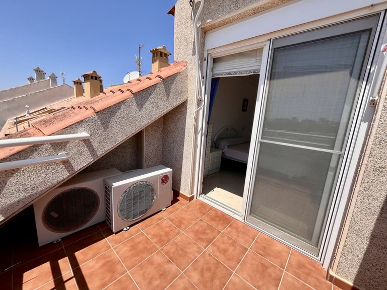 Apartment for Sale in Dehesa De Campoamor, Alicante 16