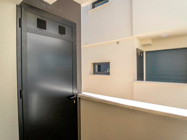 Apartment for Sale in Los Altos, Alicante 24