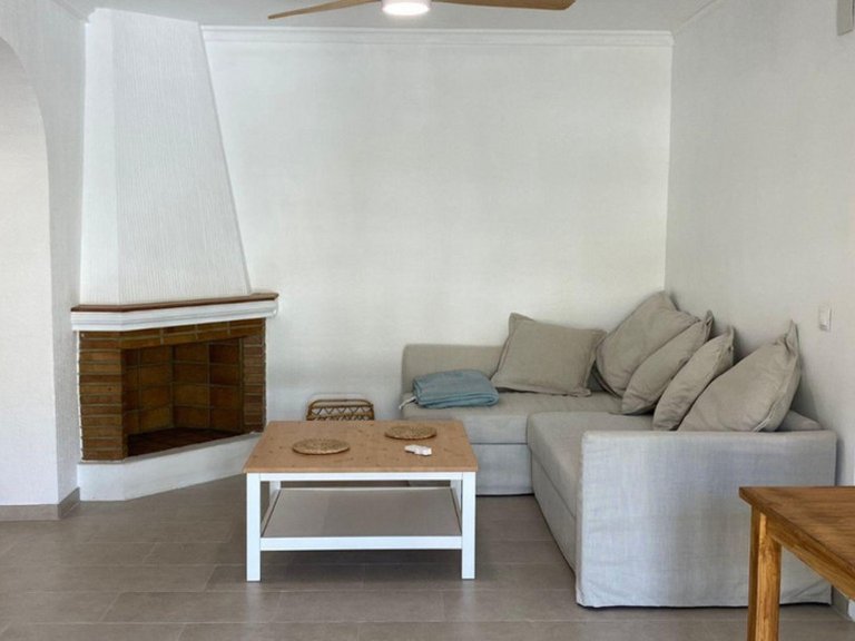 Villa for Sale in Cabo Roig, Alicante 9