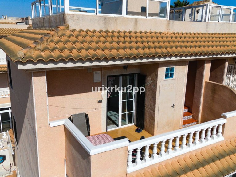 Villa for Sale in Torrevieja, Alicante 11