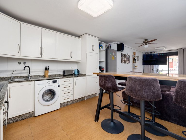 Apartment for Sale in Torrevieja, Alicante 38