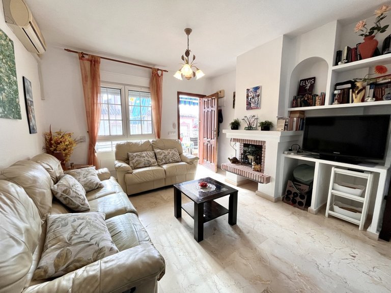 Apartment for Sale in La Florida, Alicante 8