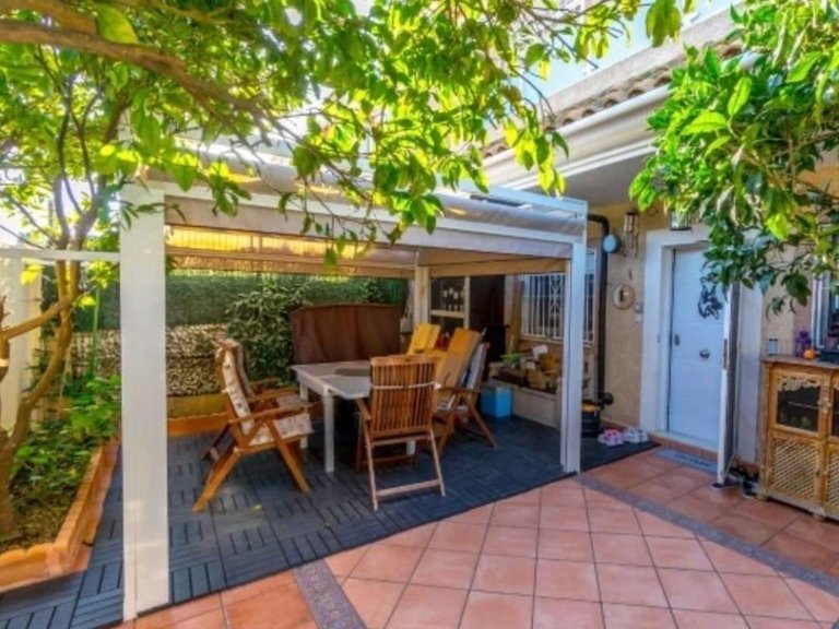 Villa for Sale in Torrevieja, Alicante 1