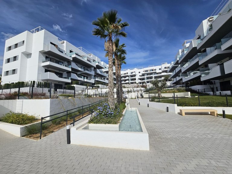 Apartment for Sale in Villamartin, Alicante 18