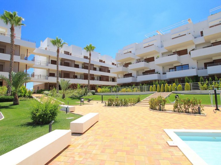 Apartment for Sale in Cabo Roig, Alicante 28