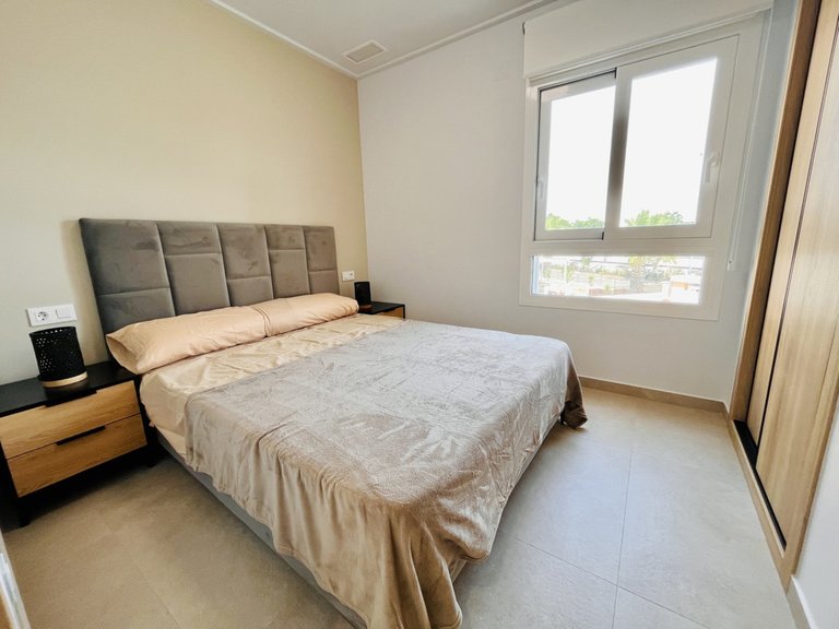 Apartment for Sale in Dona Pepa, Alicante 9