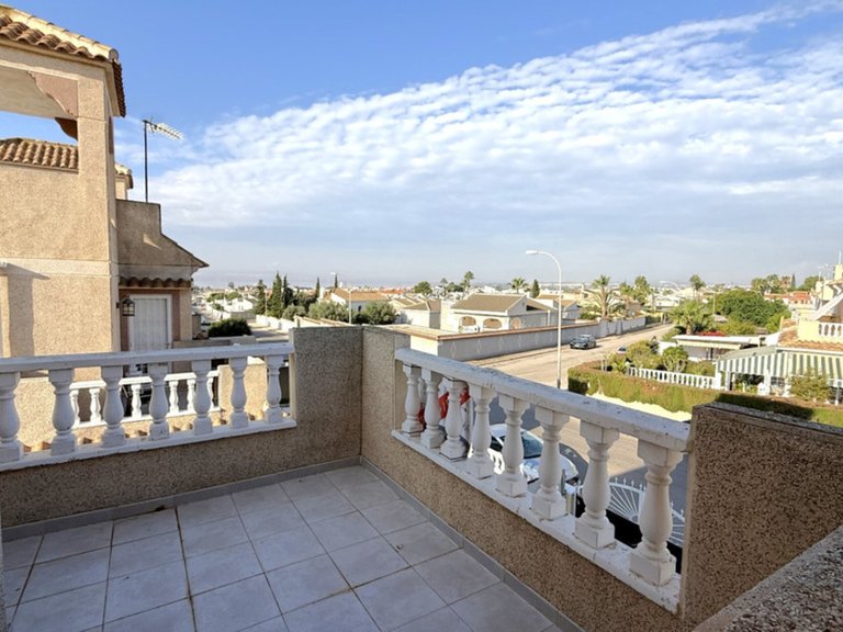 Villa for Sale in Torrevieja, Alicante 27