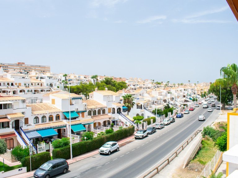 Apartment for Sale in Torrevieja, Alicante 32