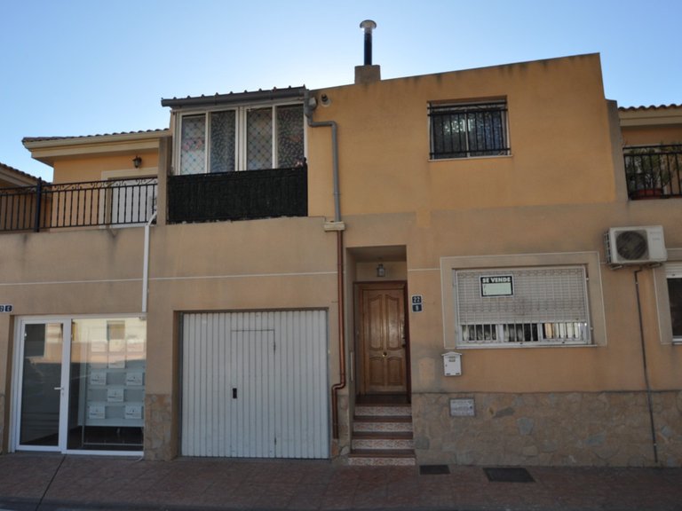 Villa for Sale in Pinoso, Alicante 1
