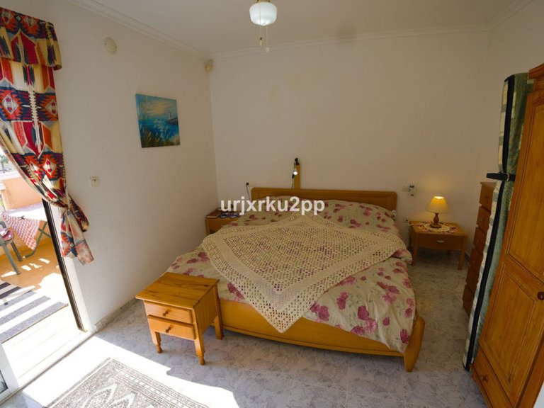 Villa for Sale in Torrevieja, Alicante 27