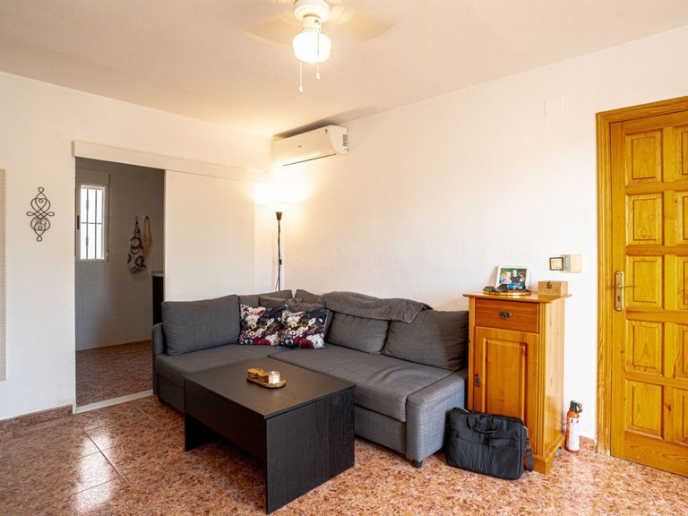 Apartment for Sale in Los Altos, Alicante 11