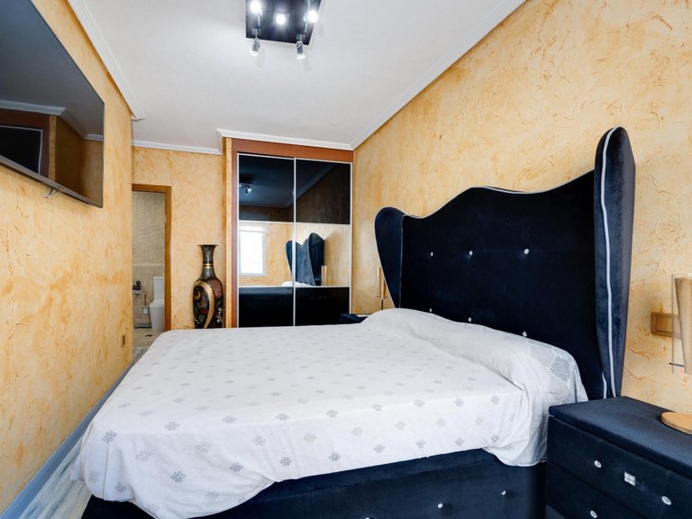 Apartment for Sale in Torrevieja, Alicante 27