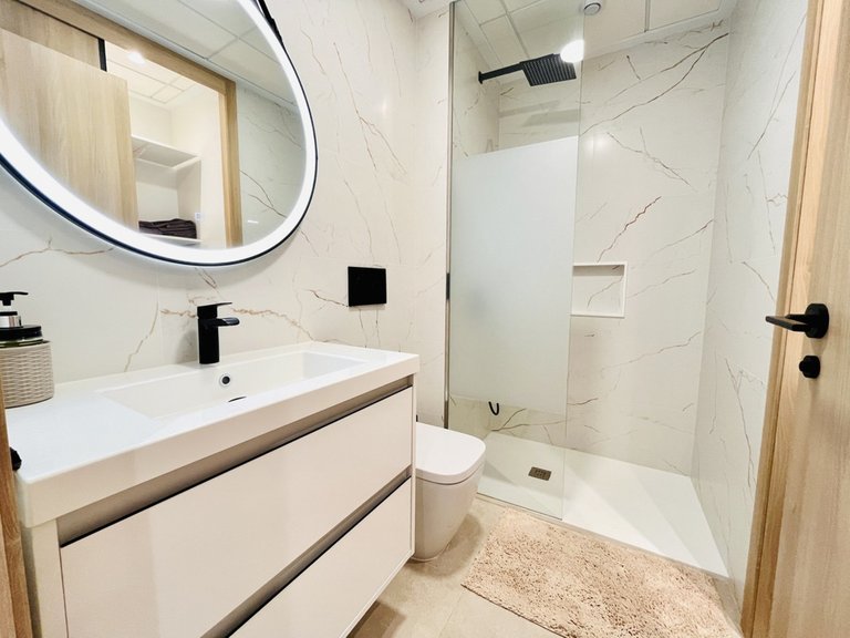 Apartment for Sale in Dona Pepa, Alicante 10