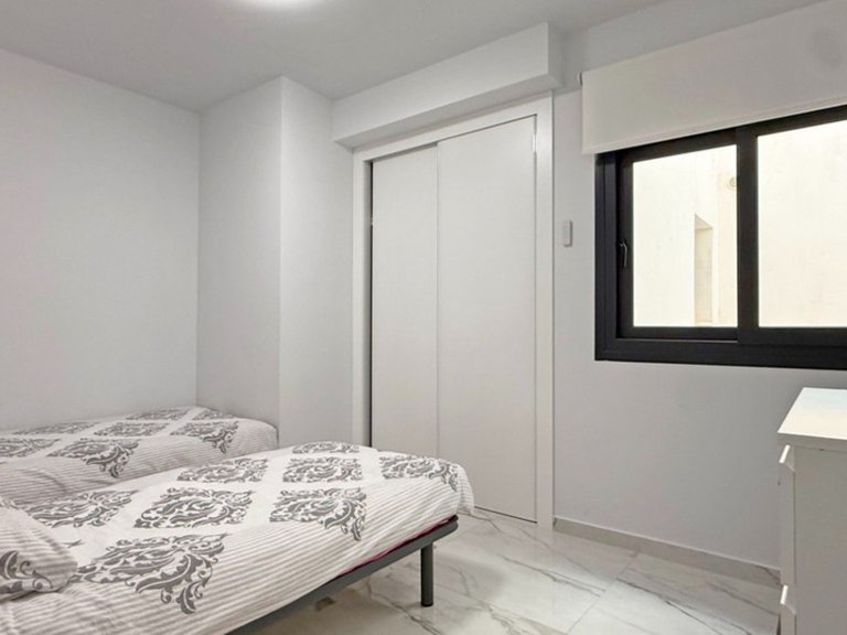 Apartment for Sale in Los Altos, Alicante 16