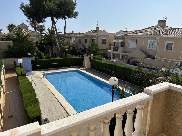 Villa for Sale in Torrevieja, Alicante 27