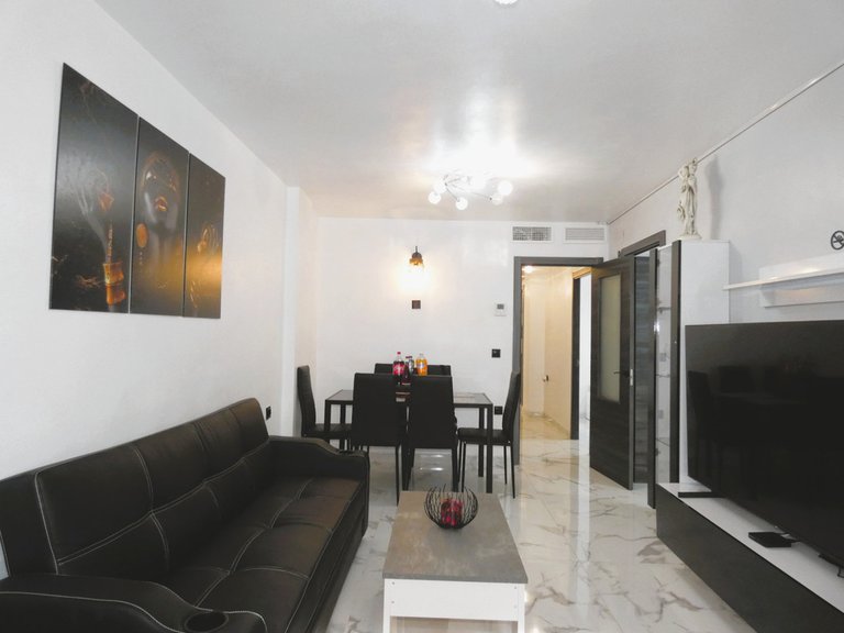 Apartment for Sale in Torrevieja, Alicante 28