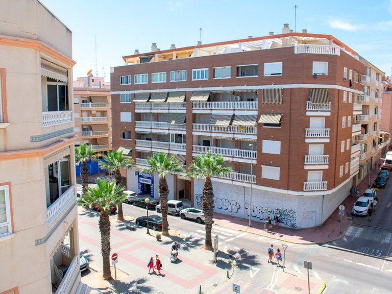 Apartment for Sale in Guardamar Del Segura, Alicante 24