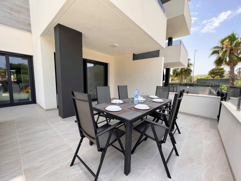 Apartment for Sale in Los Altos, Alicante 34