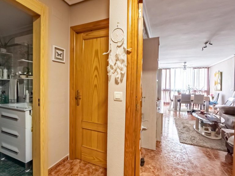 Apartment for Sale in Benidorm, Alicante 8