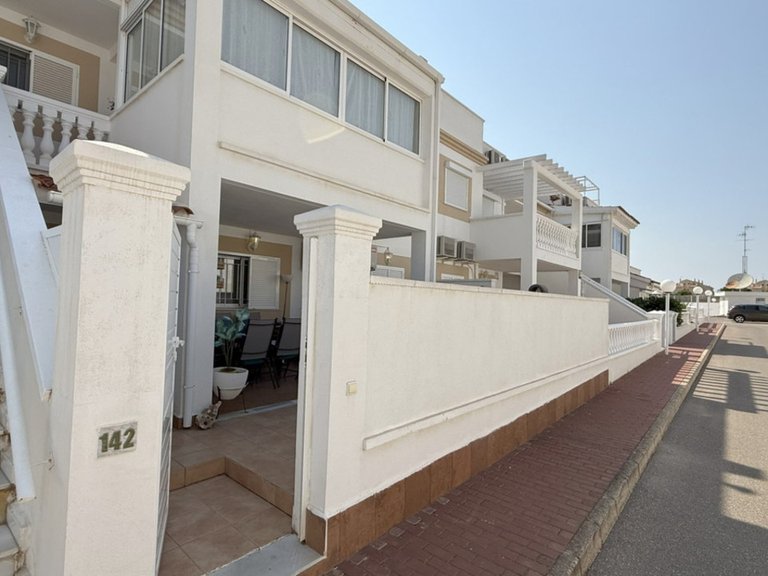 Apartment for Sale in La Zenia, Alicante 1