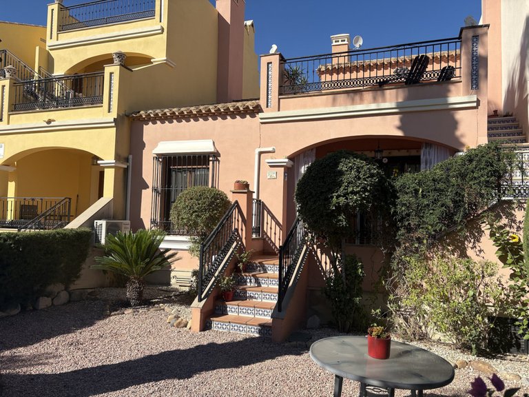 Villa for Sale in Algorfa, Alicante 1