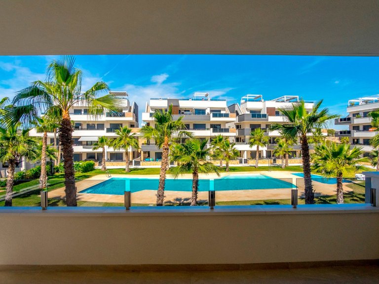 Apartment for Sale in Los Altos, Alicante 7