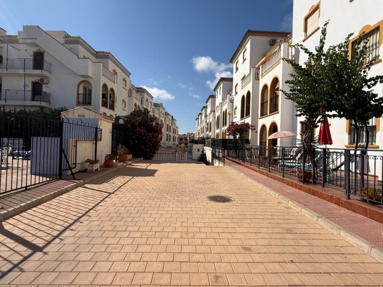 Apartment for Sale in Orihuela, Alicante 2