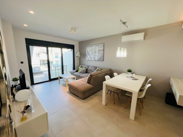 Apartment for Sale in Guardamar Del Segura, Alicante 4